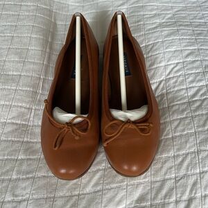 Margaux Demi Ballet Flat Size 39M Saddle Nappa